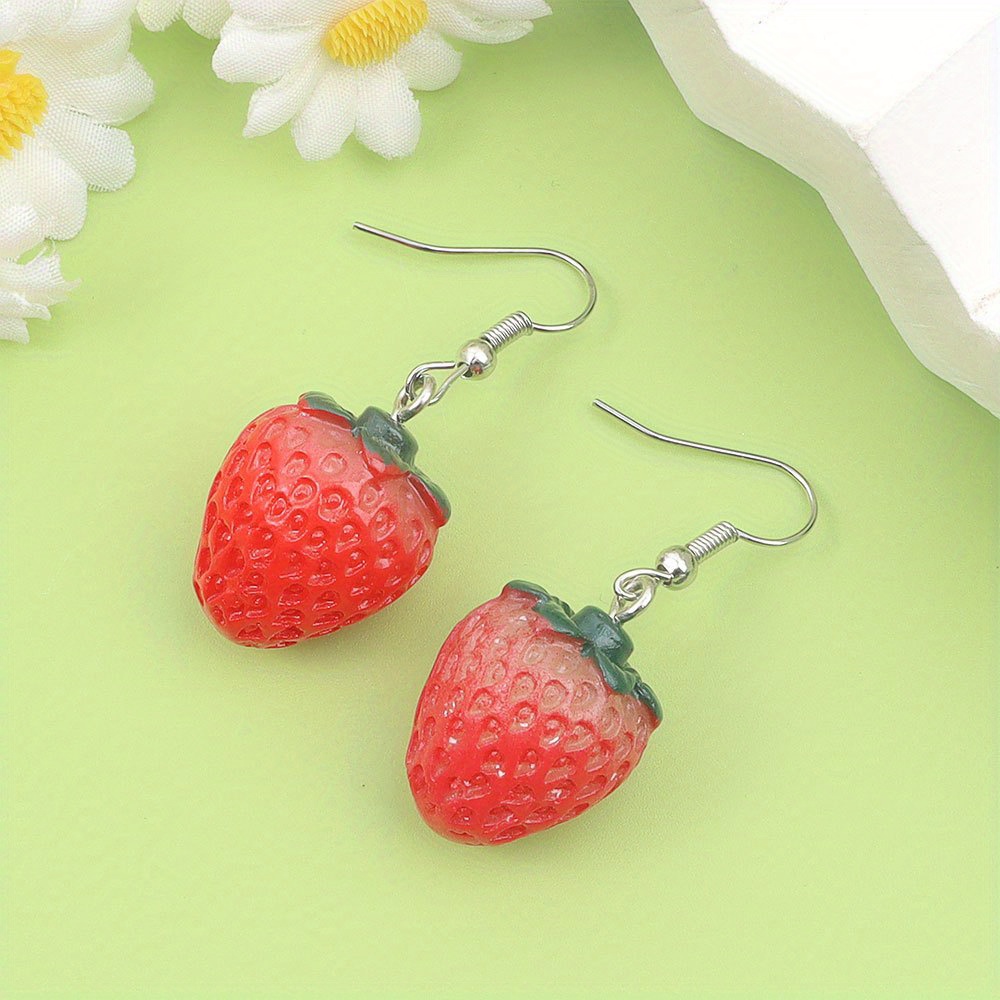 12/27/54pcs Red Resin Strawber - Event Suppliers recension och pris