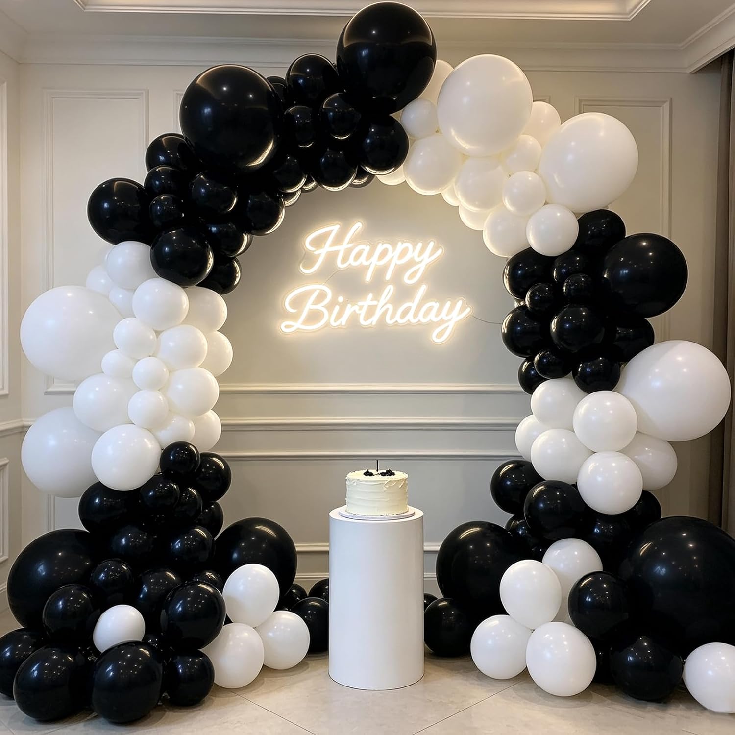 136 Pcs Black & White Latex Ba - Event Launch Party recension och pris